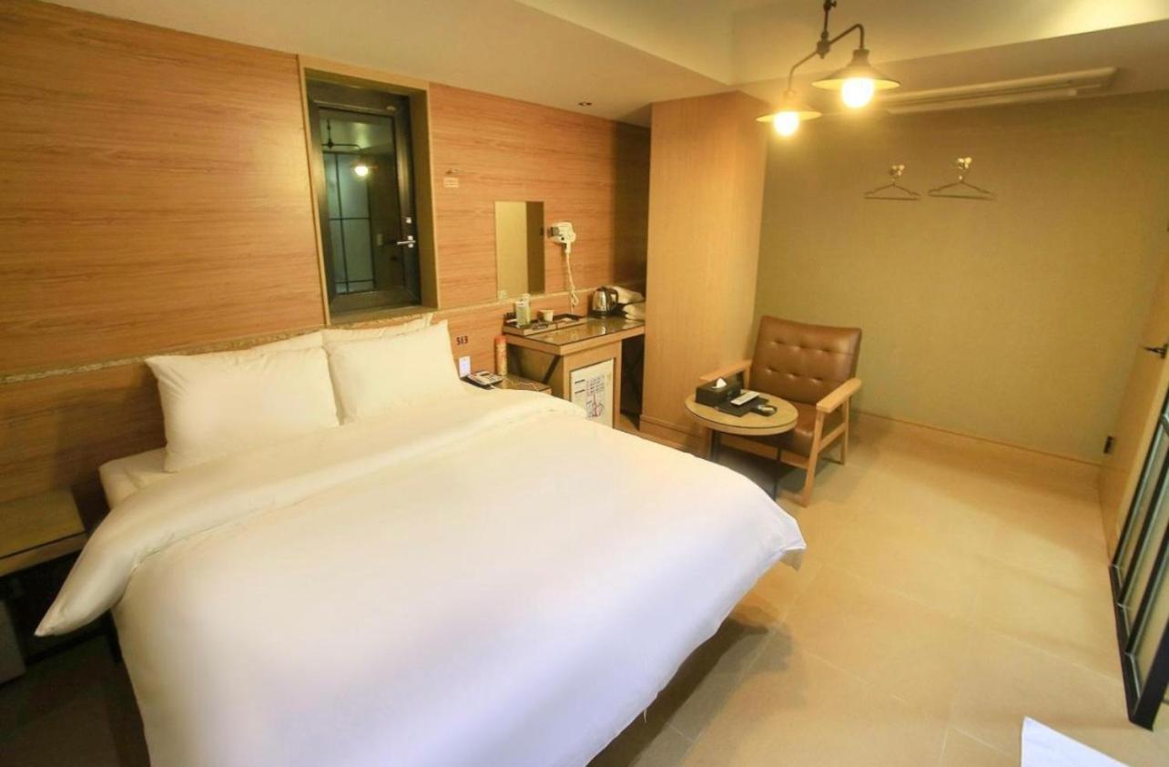 Hotel Myeong Jak Сувон Экстерьер фото