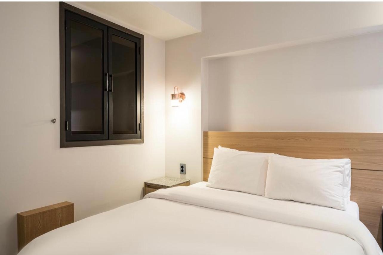 Hotel Myeong Jak Сувон Экстерьер фото